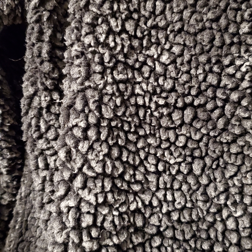 Sweatshirt - Picture 2 of 4